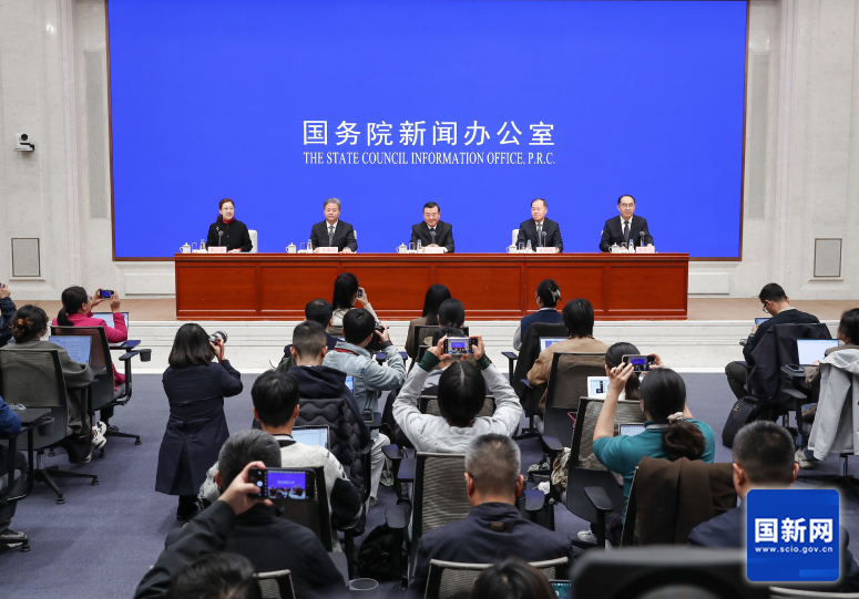 住房城乡建设部部长介绍“十四五”时期住房城乡建设高质量发展成就，并答记者问